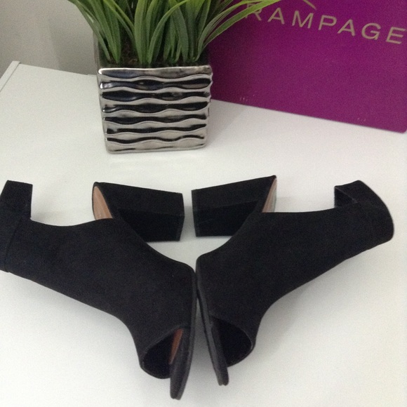 Rampage VEDA Black Ankle Strap Heels - Picture 7 of 8